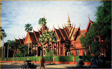 Phnom Penh Revealed