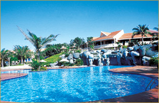 Cat Ba Island Resort & Spa