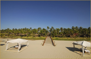 Myanmar Treasure Resort, Ngwe Saung Beach